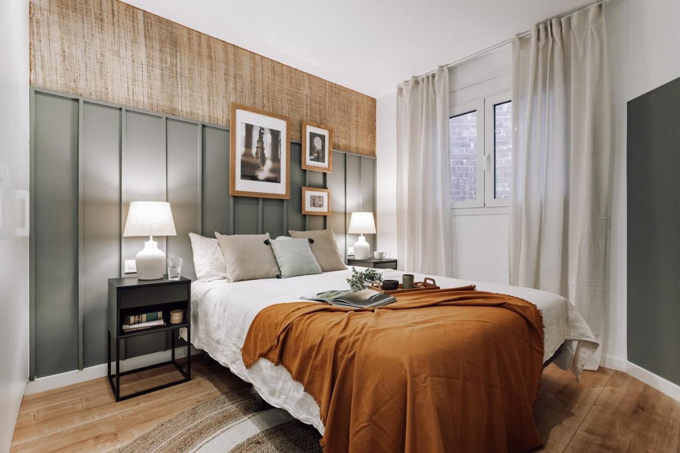 Loja - 2 Bedrooms In Sant Antoni Apartment Barcelona
